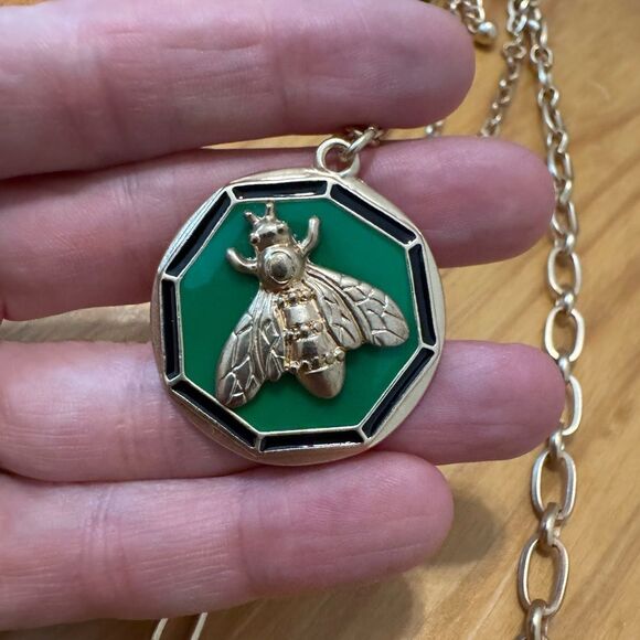 NWT CHICO'S Green/Gold Multi-Pendant Necklace Bee Key Lock Flower - Picture 1 of 10